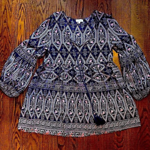 VELZERA Split Neck Tunic Tapestry Pattern Balloon Cuff Sleeves Tassels Sz SM - Picture 9 of 9